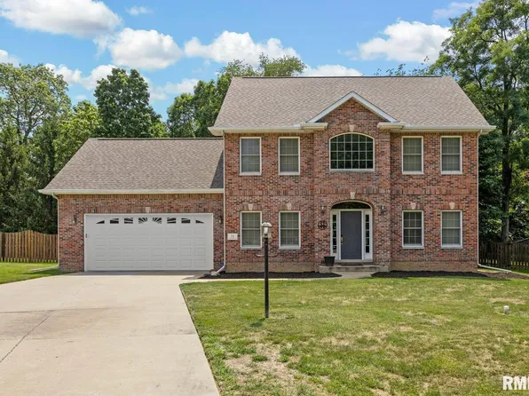 14 Hawthorn Cv, Morton, IL 61550