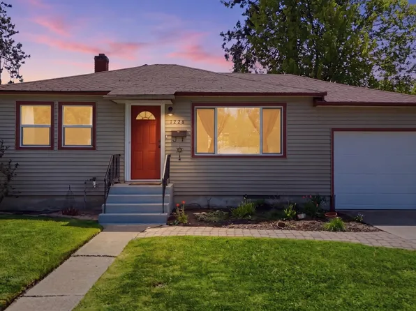 1228 E 40th Ave, Spokane, WA 99203