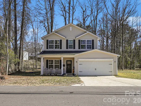 313 Bell St, Mount Holly, NC 28120