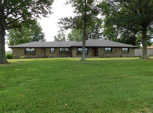 1055 Lowery Rd, Claremore, OK 74017