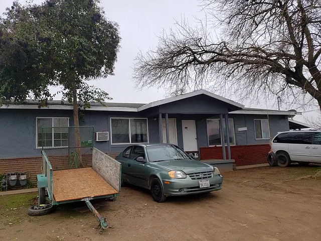 6039 Vierra Ln APT F photo 1