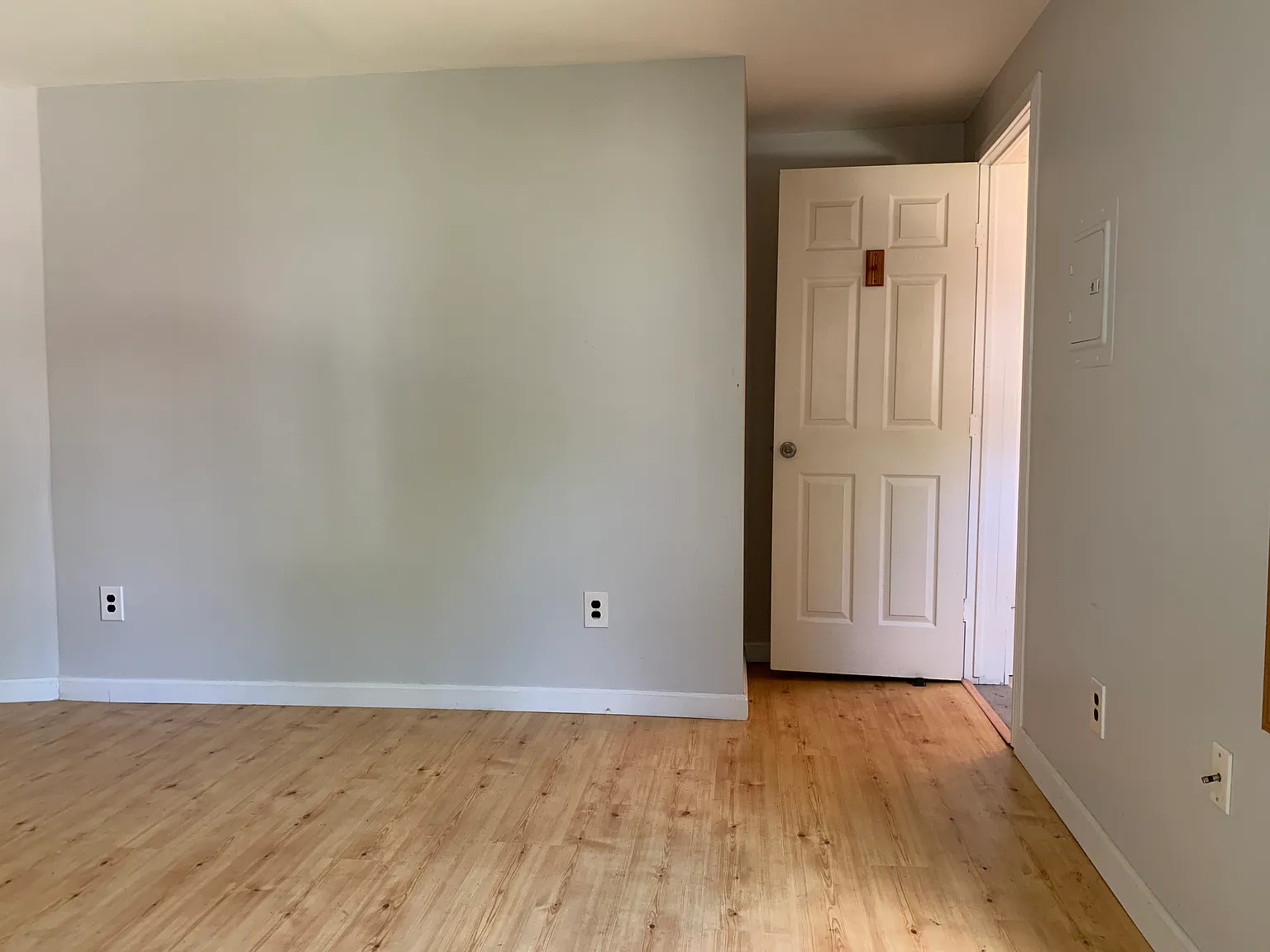 135 Main St — Photo 4