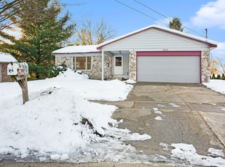 2717 Mayfield Ave NE, Grand Rapids, MI 49505