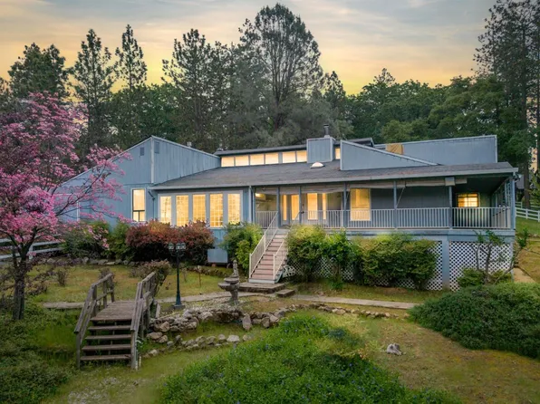 25445 Table Meadow Rd, Auburn, CA 95602