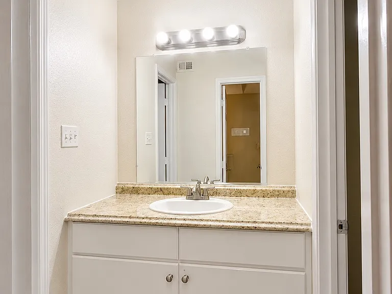 6633 W Airport Blvd #2 — Photo 13