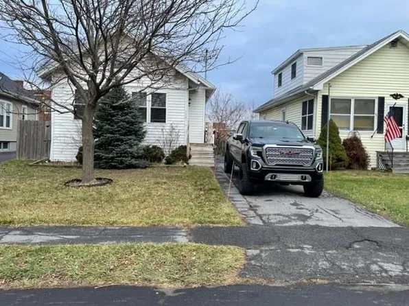 118 Merrill St, Syracuse, NY 13208