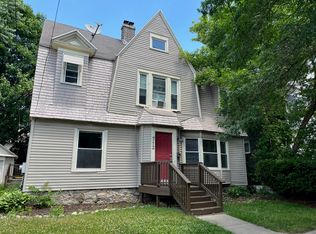 713 Lake Dr SE #1, Grand Rapids, MI 49503