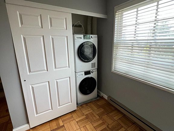 5th image of 1730 W Abingdon Dr APT 301