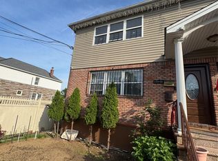 171-30 104th Ave FLOOR 2, Jamaica, NY 11433