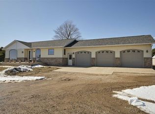 1432 180th St, Lake Park, IA 51347