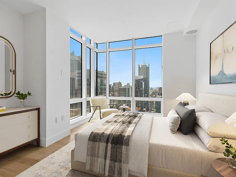 306 W 48th St #Penthouse 43 — Photo 7