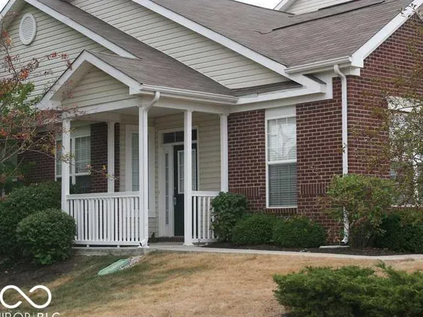 4035 Weston Pointe Dr, Zionsville, IN 46077