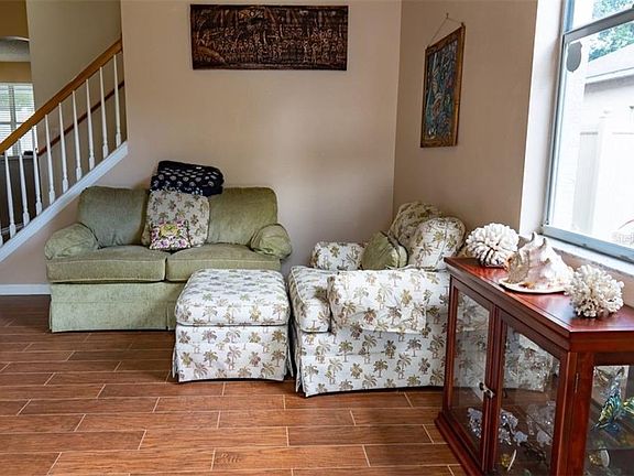 4th image of 9867 Morris Glen Way