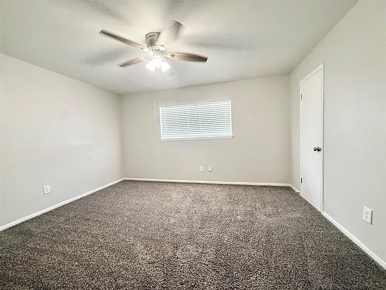 321 E Cedar St #9 — Photo 13