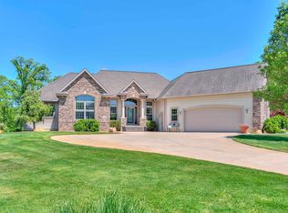 3171 Rockingham Way Rd, Jackson, MI 49203