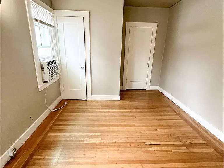 2801 H Street — Photo 7