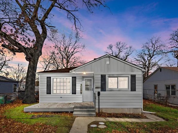 4222 Park Ave, Lake Station, IN 46405