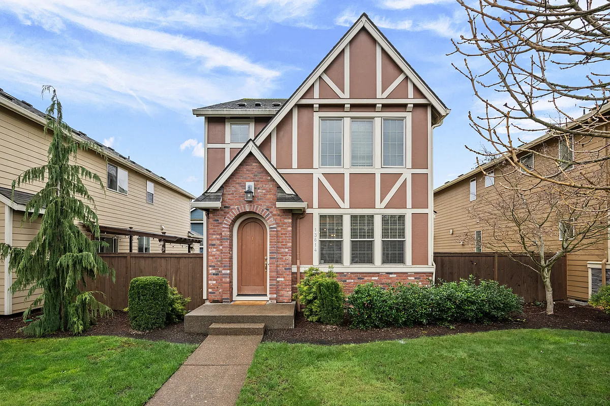 Building Photo - 13614 SW Capulet Ln