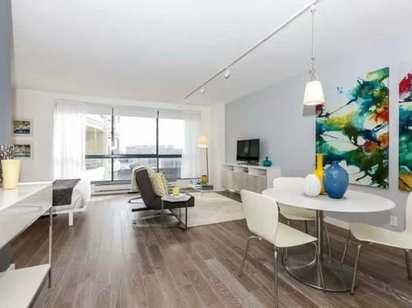 300 3rd St, San Francisco, CA 94107