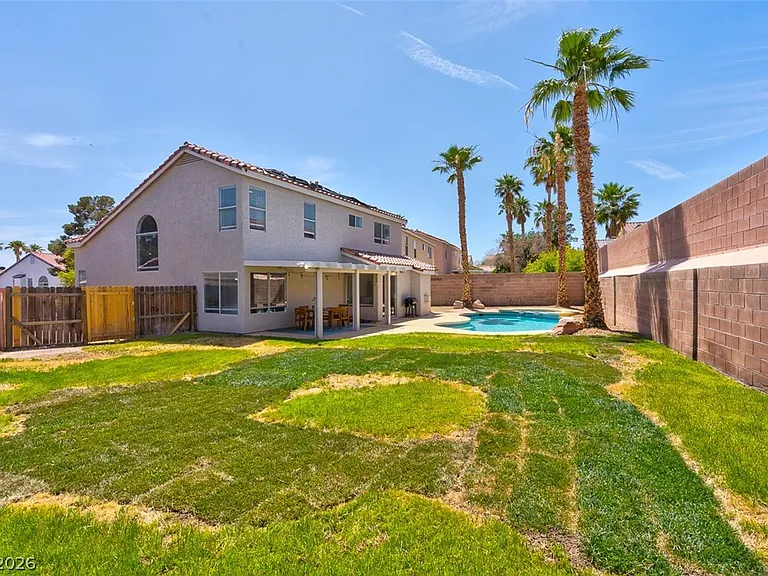 818 Holly Sprig Ct — Photo 52