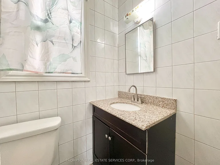 17 Winnifred Ave — Photo 22
