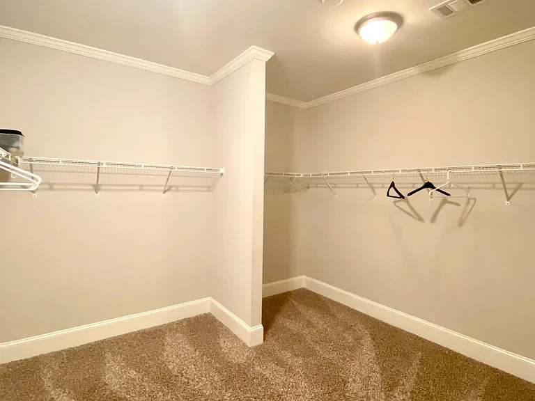 1470 Camden Cove Dr — Photo 17