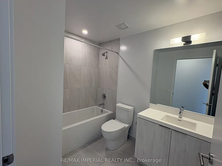5858 Yonge St #3202 — Photo 5
