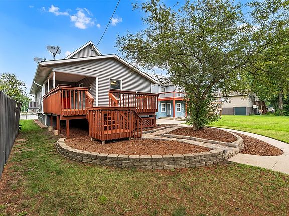 5th image of 3403 S Shore Dr