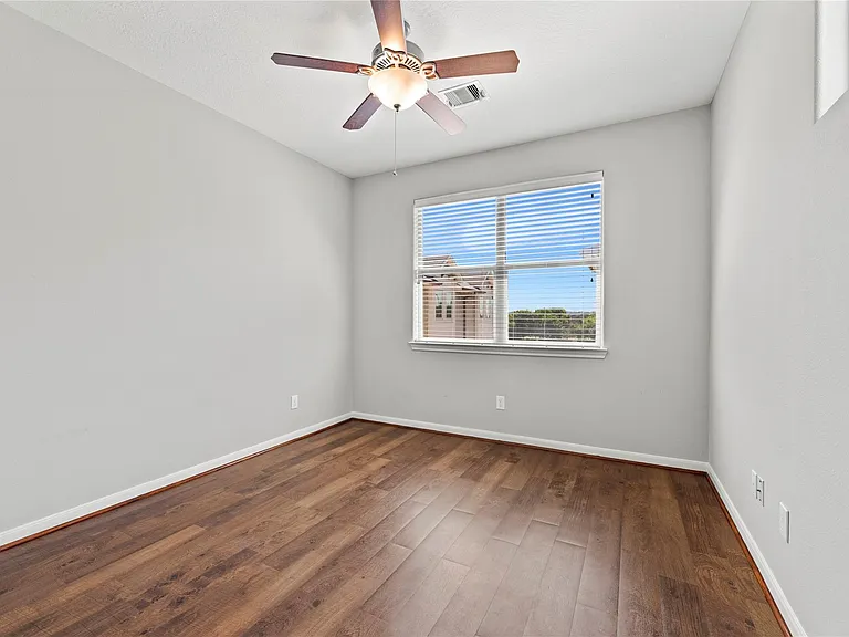 1826 Anita St — Photo 32