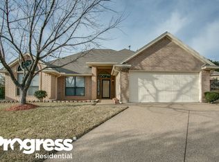 5422 Crested Butte Cir, Arlington, TX 76017