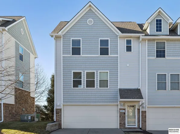 6810 S 182nd Ct, Omaha, NE 68135