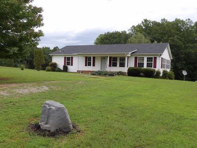 2130 Riddle Rd, Chatham, VA, 24531