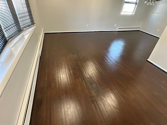 3rd image of 2570 Davenport Pl #2
