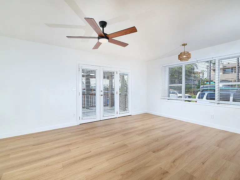 710 S Myers St — Photo 7