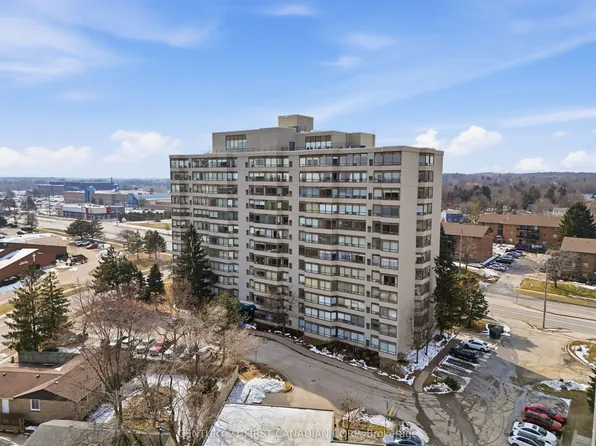 744 Wonderland Rd S #306, London, ON N6K 4K3