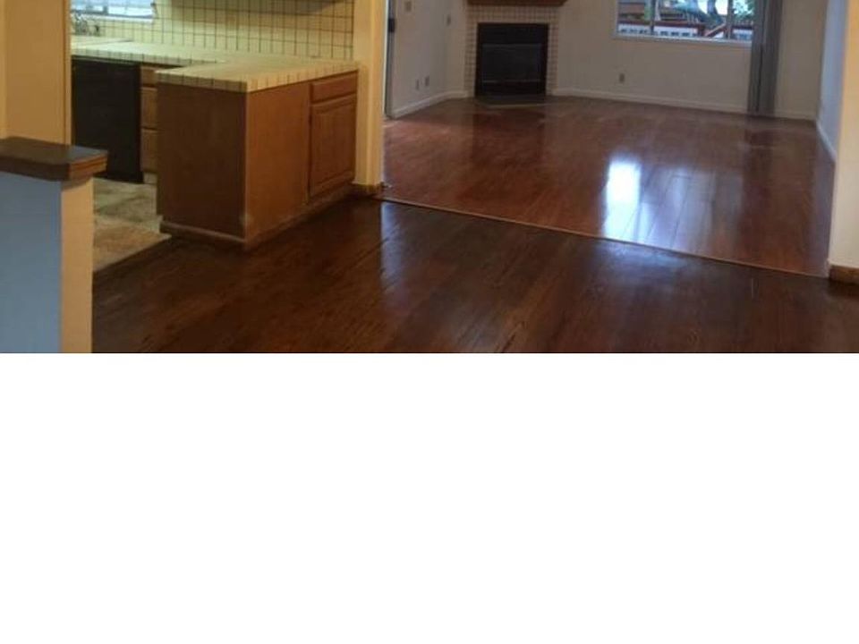 1st image of 2870 Winchester Dr