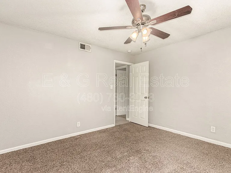 1708 N Daffodil St — Photo 29