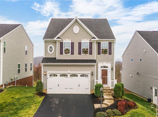 285 Sunrise Dr, Carnegie, PA 15106