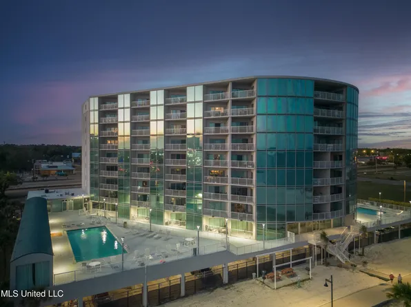 1899 Beach Blvd APT 206, Biloxi, MS 39531