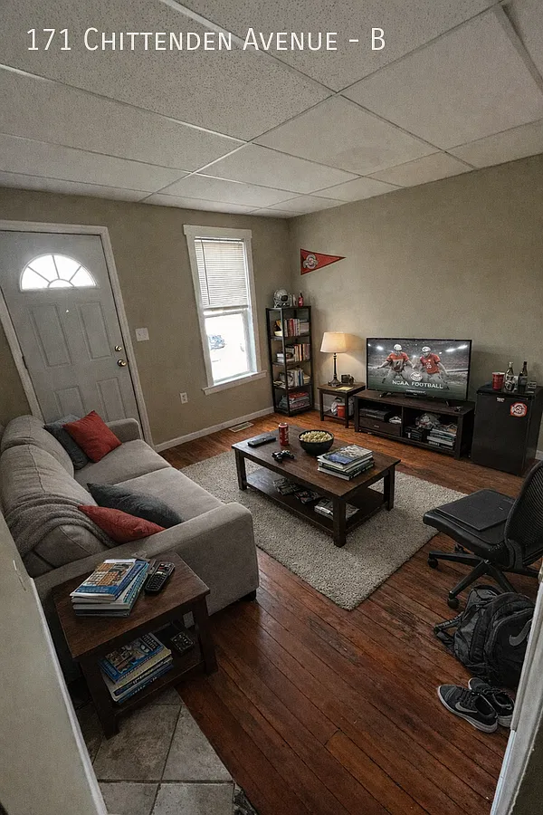4 Bedroom 2 Bathroom Apartment Near OSU — Photo 3