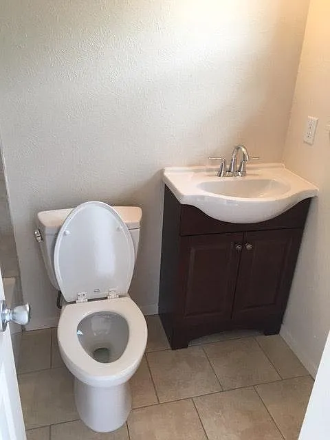 1 bed, 700 sqft, $1,300 — Photo 4