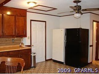 4th image of 3640 Cedar Dr