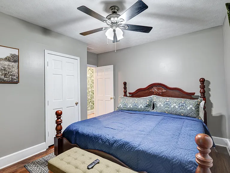 2518 Lester St — Photo 20