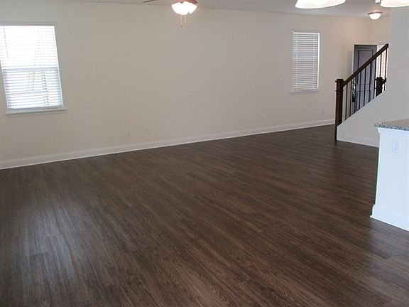 4th image of 10320 Watercrest Ct