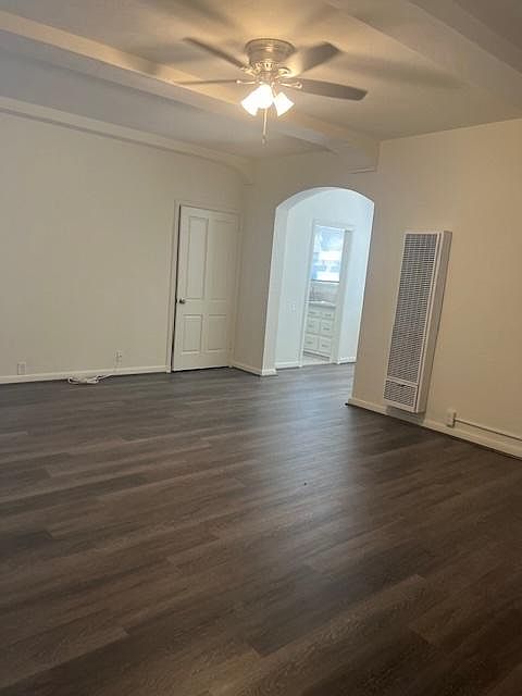 1st image of 124 S Santa Anita Ave APT 105