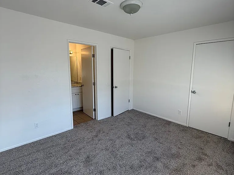 451 Tabor Ave — Photo 6