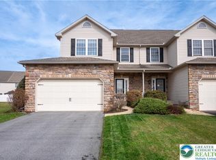 7719 Barrow Dr, Macungie, PA 18062