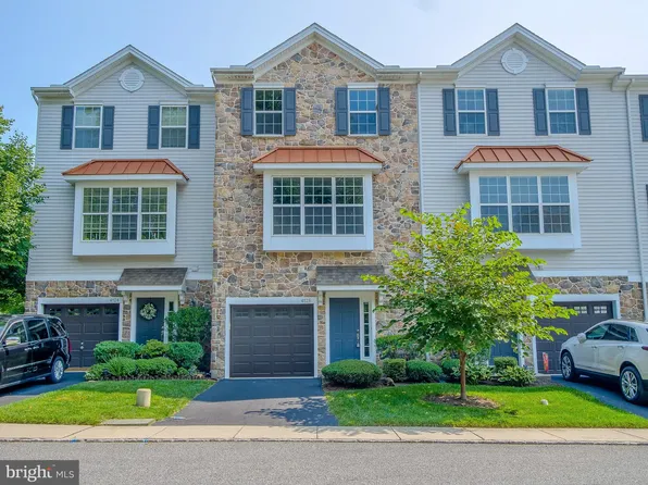 4126 Sophia Ln, Boothwyn, PA 19061