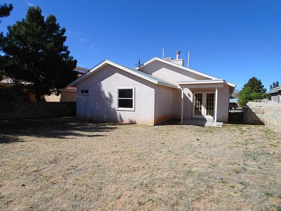 2nd image of 3208 Urbici Soler Dr