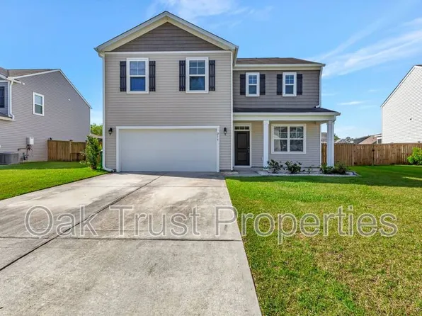 215 Goshen Rd, Moncks Corner, SC 29461